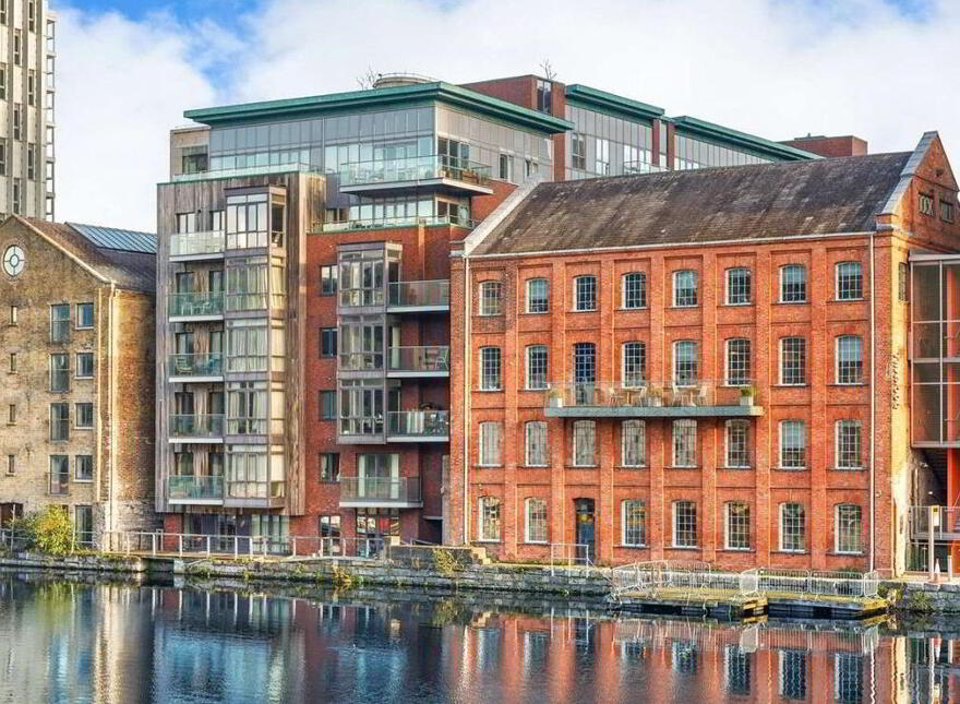 Apartment 12 The Dock Mill Grand Mill Quay, Barrow Street, Dublin, D04PR64