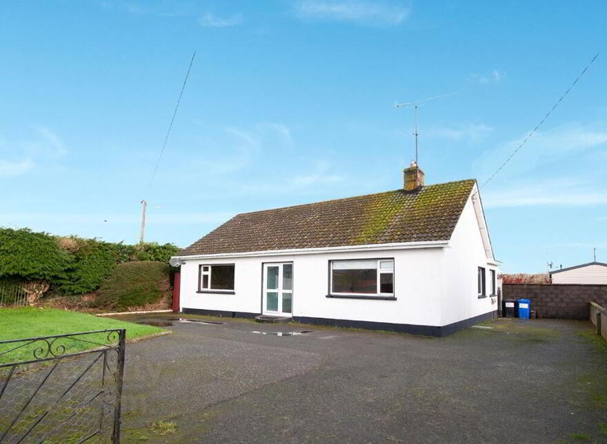 The Bungalow, Ballycanew, Gorey, Y25X436 photo