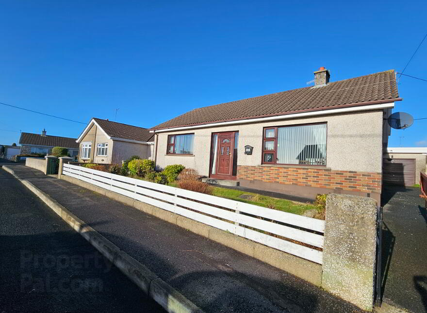 36 Grahamville Estate, Kilkeel, BT34 4DD photo