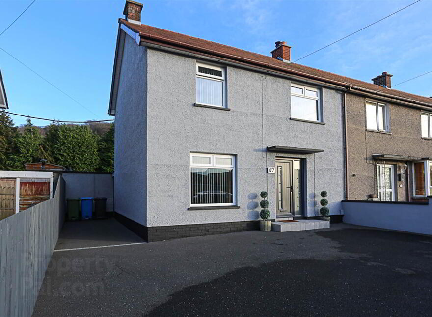 67 Firmount Crescent, Holywood, BT18 9QN photo