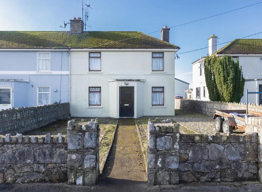 15 St. Coleman's Terrace, Cloyne, P25D853 photo