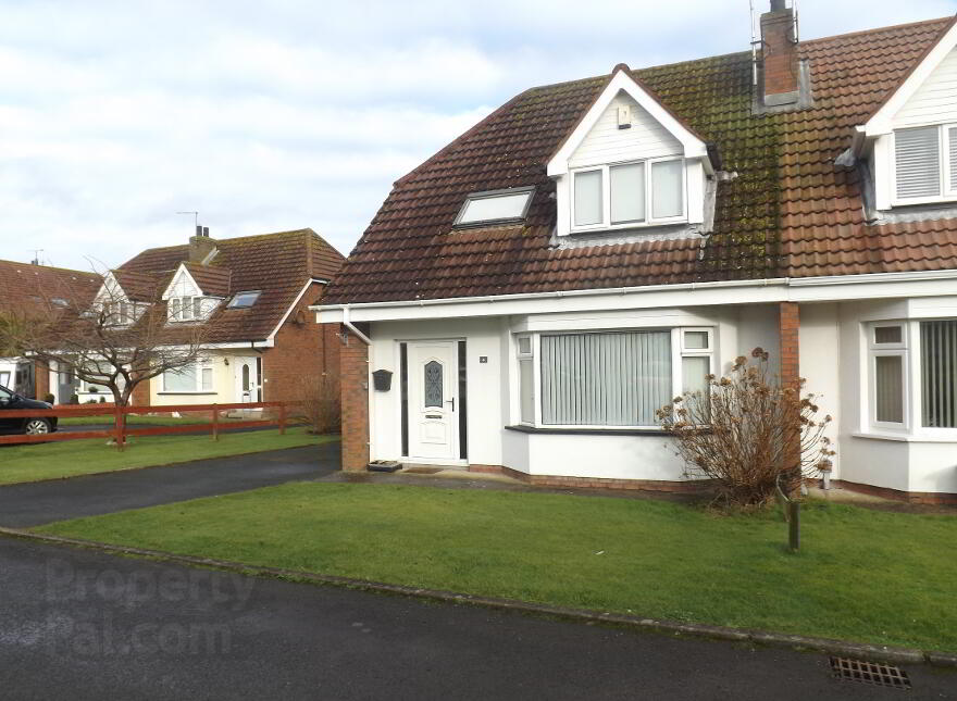 4 Ardfern Close, Downpatrick, BT30 6TY photo