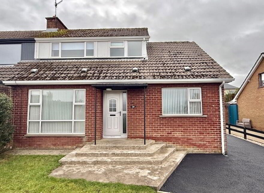 21 Rockport Park, Off Limavady Road, Derry, BT47 6JH photo