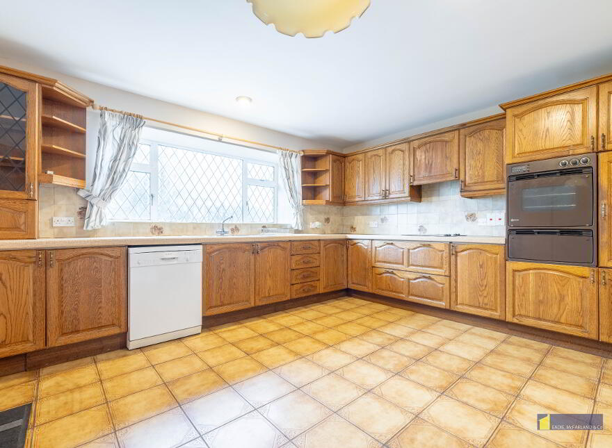 119 Loughshore Road, Enniskillen, BT74 5NH
