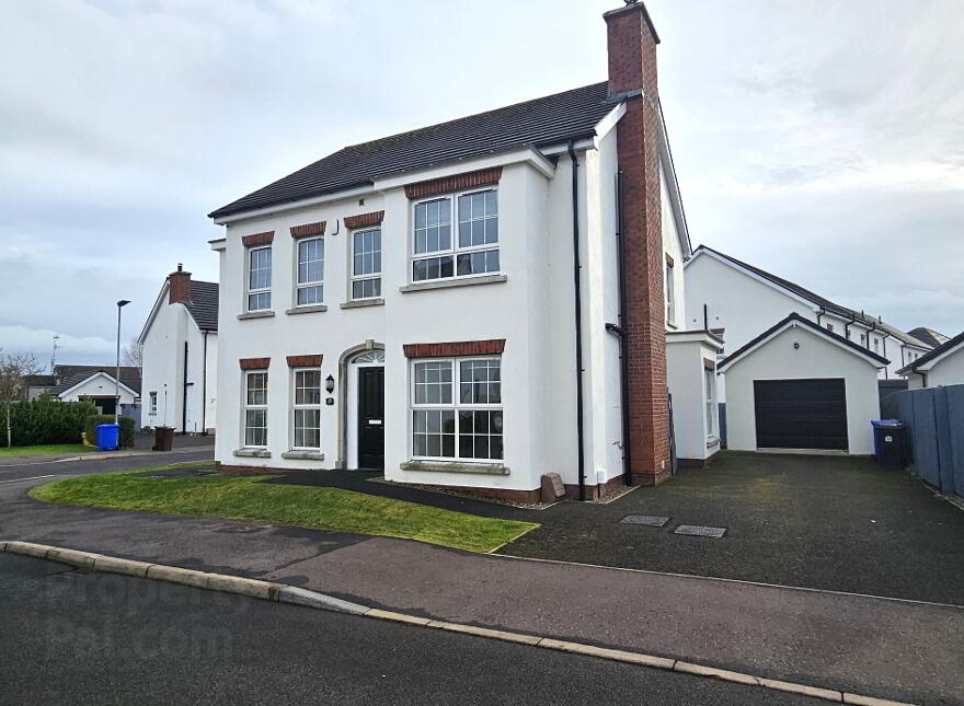 23 Castlewater Gardens, Antrim, BT41 4FP photo