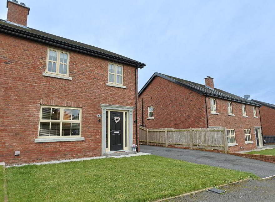 31 Spring Meadows, Armagh, BT60 1HJ photo