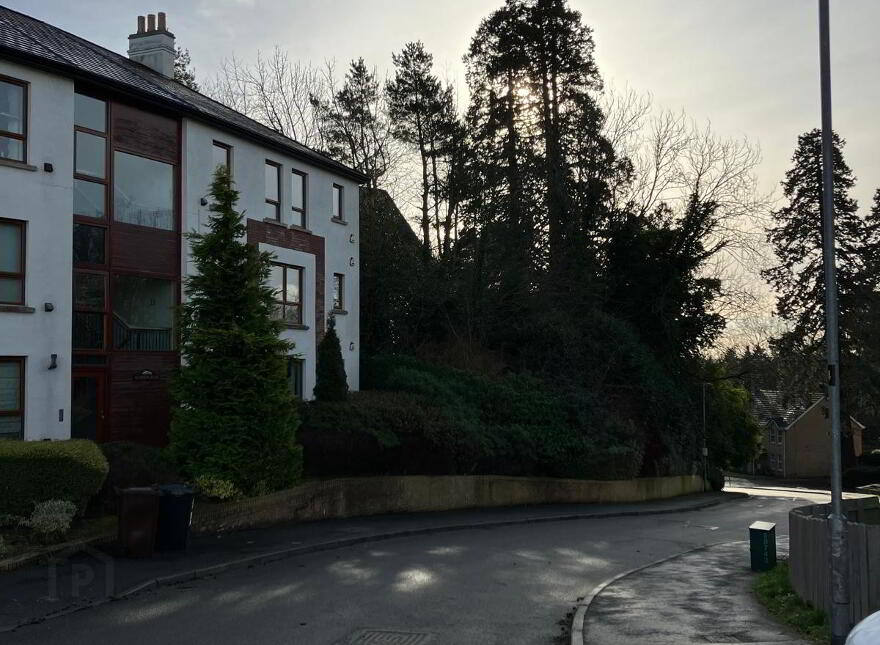 9 Glenavna, Jordanstown, Newtownabbey, BT37 0ZT