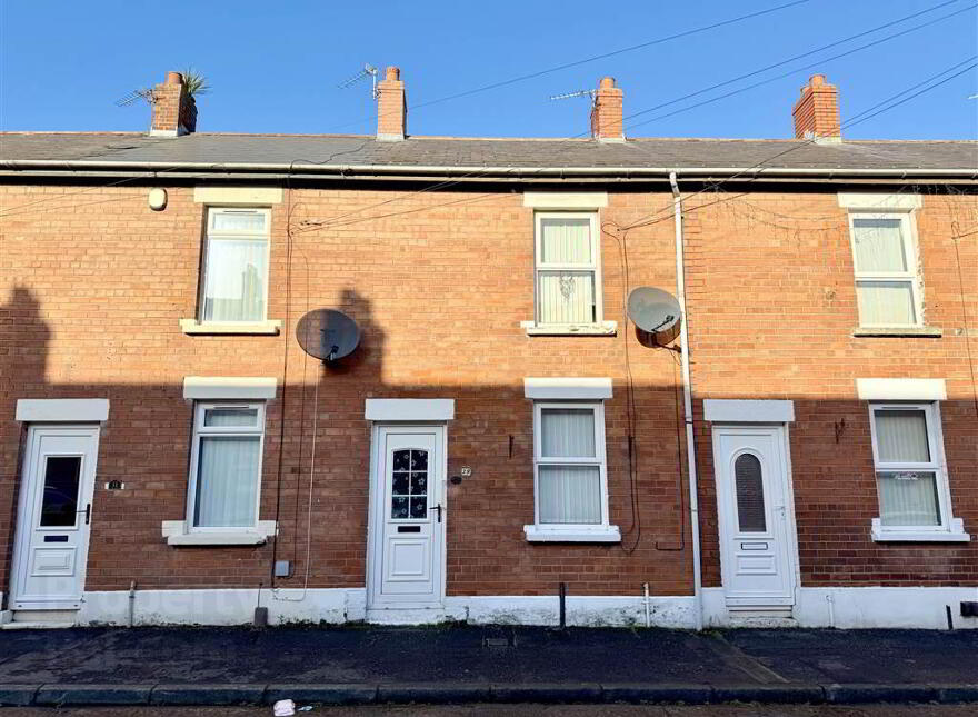 29 Castlereagh Parade, Belfast, BT5 5GT photo