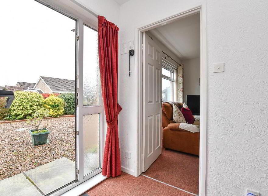 66 Navar Drive, Bangor, BT19 7SW