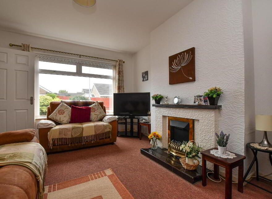 66 Navar Drive, Bangor, BT19 7SW