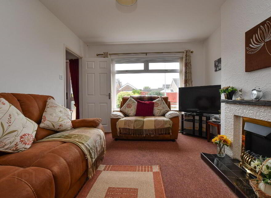 66 Navar Drive, Bangor, BT19 7SW