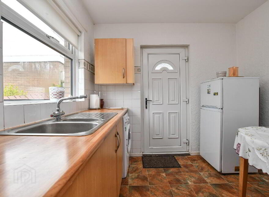 66 Navar Drive, Bangor, BT19 7SW