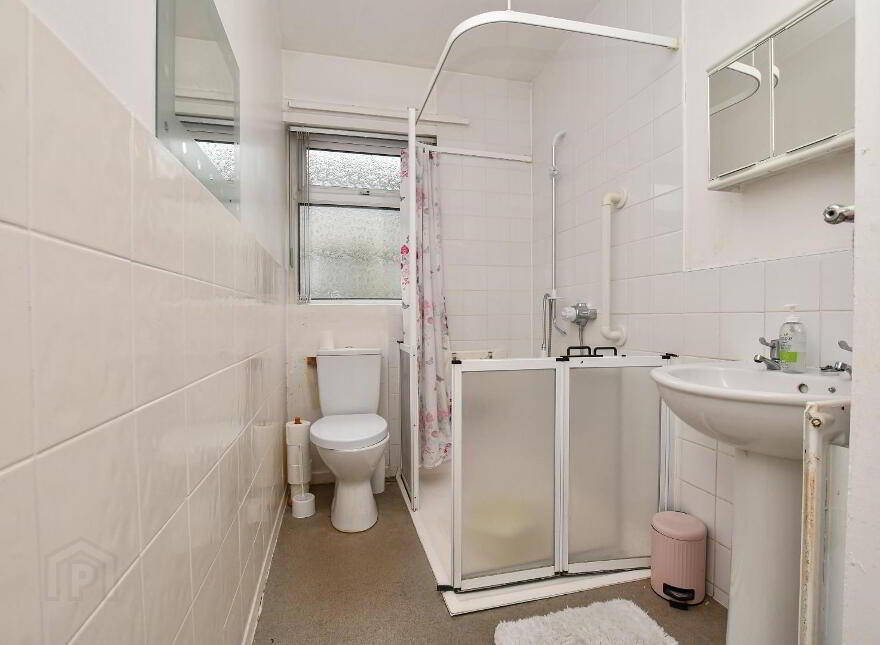 66 Navar Drive, Bangor, BT19 7SW