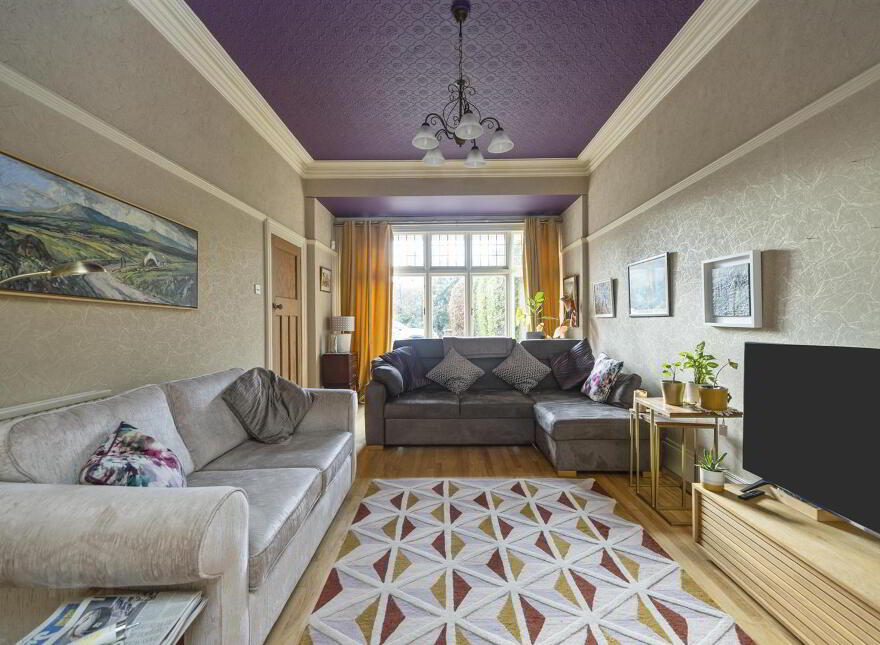 104 Balmoral Avenue, Belfast, BT9 6NZ