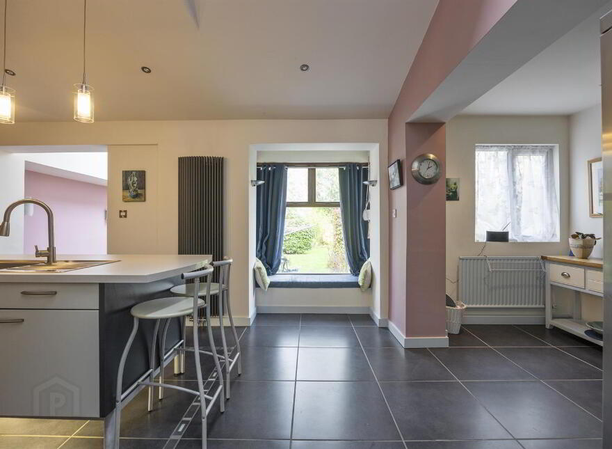 104 Balmoral Avenue, Belfast, BT9 6NZ