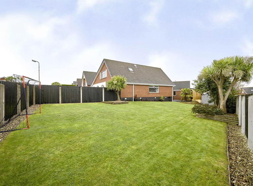 2 Belgravia Gardens, Bangor, BT19 6XE