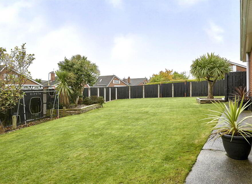 2 Belgravia Gardens, Bangor, BT19 6XE