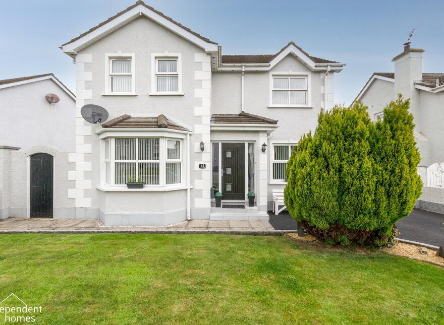 62 The Beeches, Larne, BT40 2DW photo