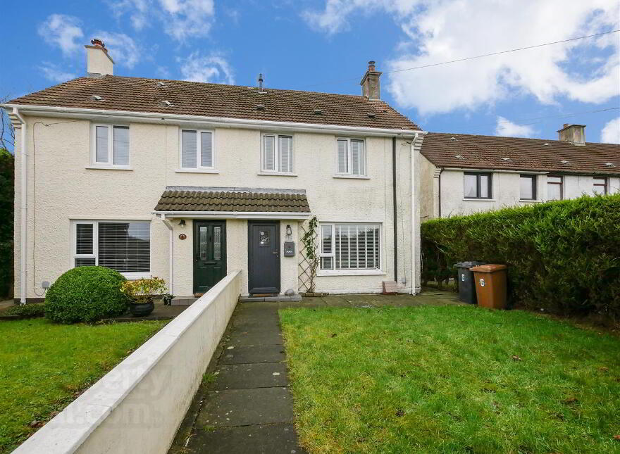 6 Church Road, Saintfield Road, Carryduff, Belfast, BT8 8DT photo