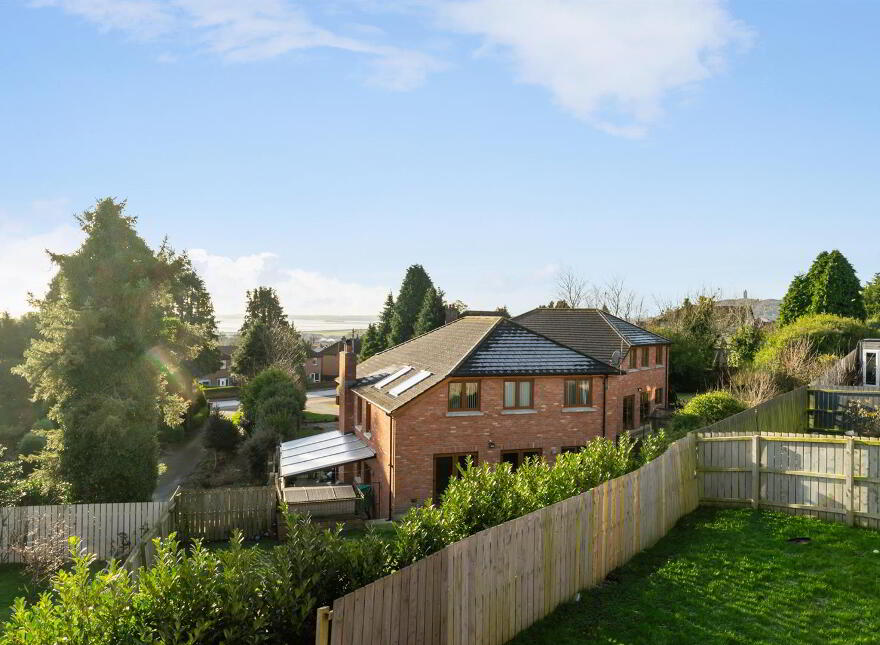 12 Prince Regent Park, Newtownards, BT23 7FT