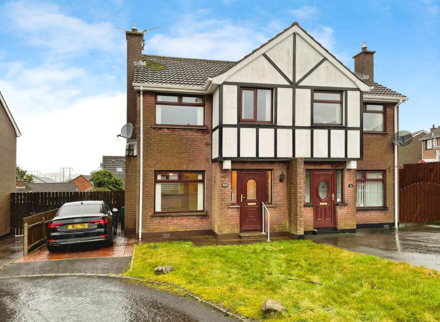 232 Killowen Grange, Lisburn, BT28 3JG photo