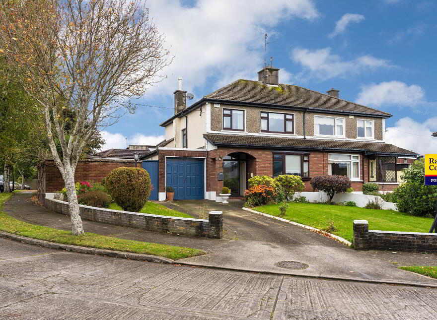 6 St Patricks Crescent, Rathcoole, Dublin, D24A303 photo