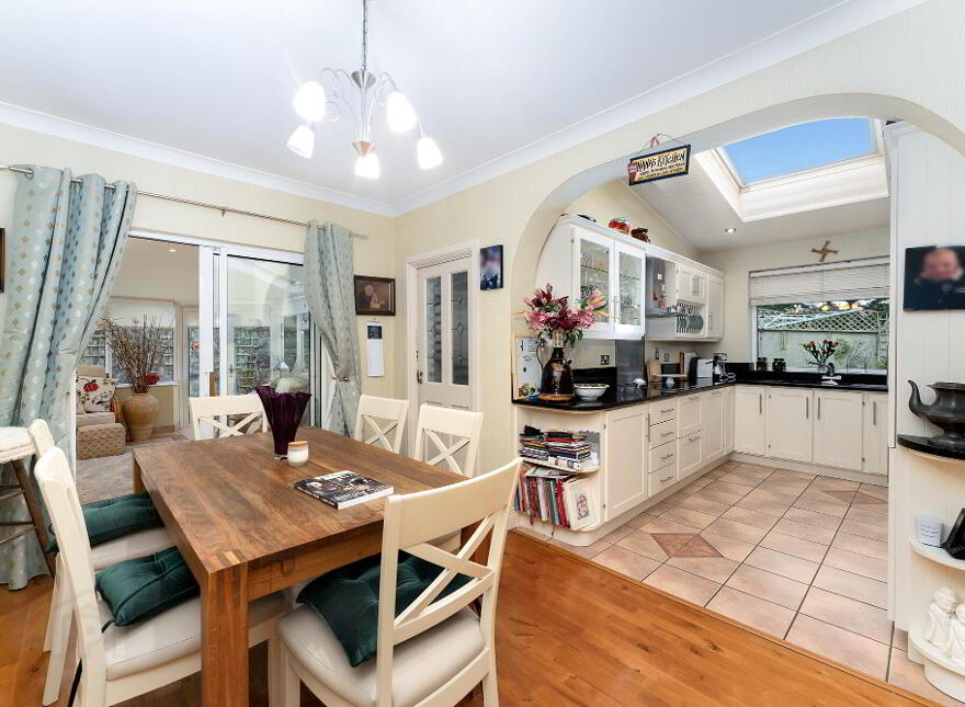 6 St Patricks Crescent, Rathcoole, Dublin, D24A303