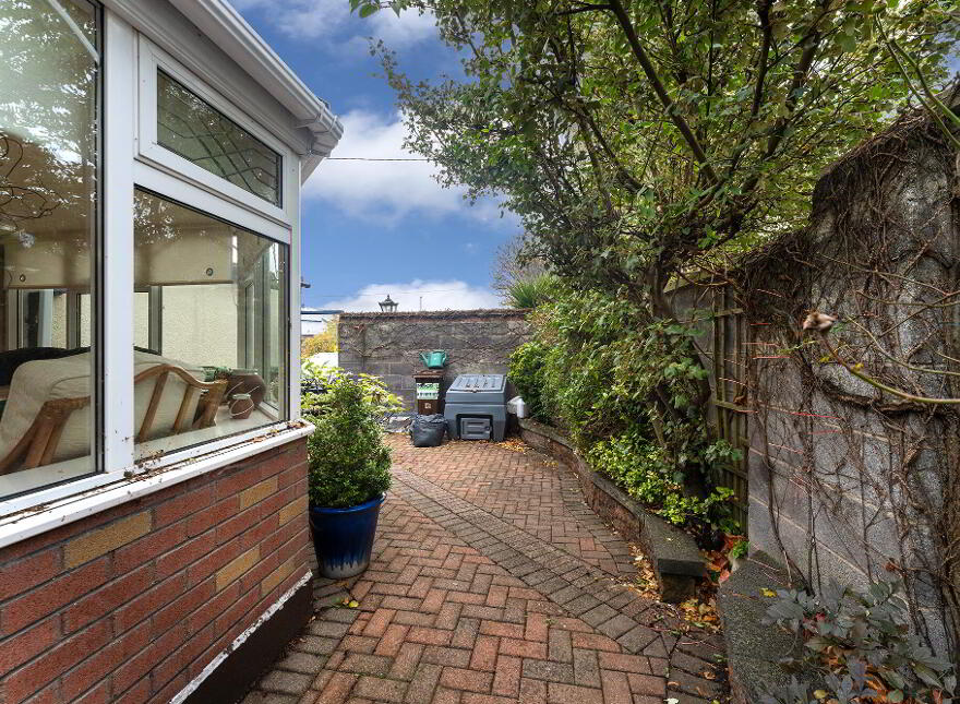 6 St Patricks Crescent, Rathcoole, Dublin, D24A303