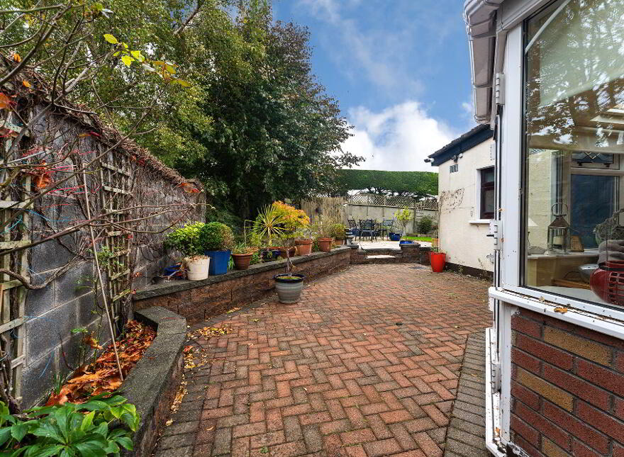 6 St Patricks Crescent, Rathcoole, Dublin, D24A303