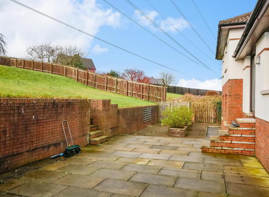 18 Croft Hill, Cairnshill Road ( Four Winds), Belfast, BT8 6GX