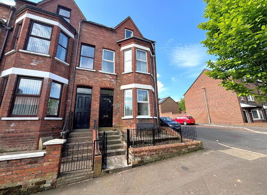 210 Cliftonville Road, Belfast, BT14 6LB photo