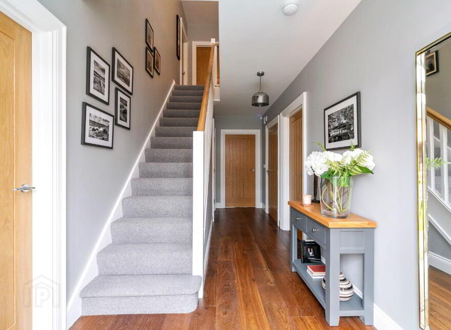 12 Belgravia Court, Hillsborough, BT26 6TQ