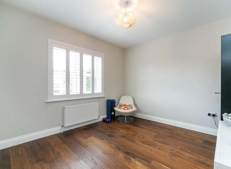 12 Belgravia Court, Hillsborough, BT26 6TQ