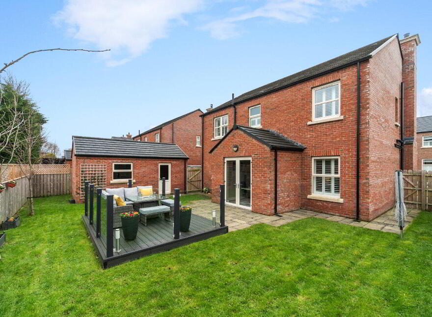 12 Belgravia Court, Hillsborough, BT26 6TQ