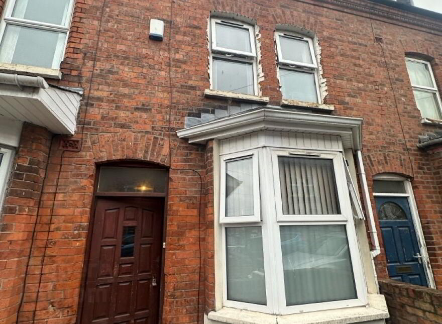 (hmo Registered), 137 Dunluce Avenue, Lisburn Road, South Belfast, Belfast, BT9 7AX photo