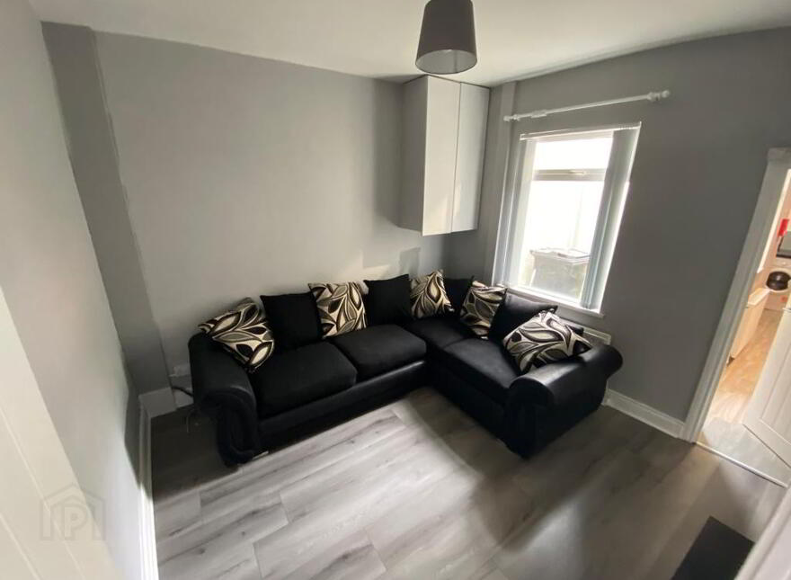 (hmo Registered), 251 Roden Street, Donegall Road, Belfast South, Belfast, BT12 5QB