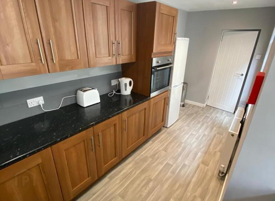(hmo Registered), 251 Roden Street, Donegall Road, Belfast South, Belfast, BT12 5QB