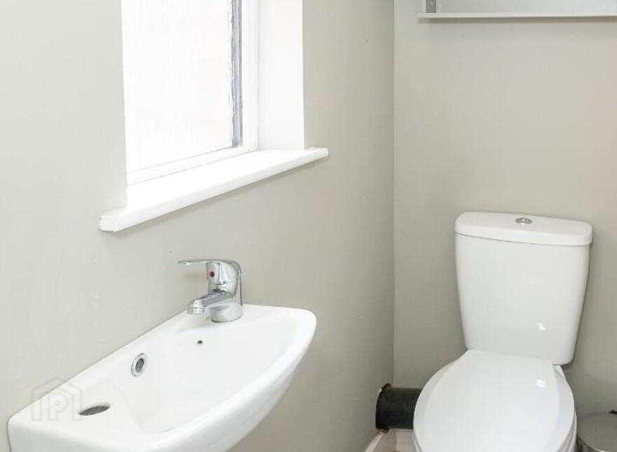 Room 3, 14 Beechmount Street, Belfast, BT12 7NG