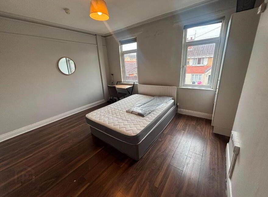 Rooms 1 & 3, 14 Beechmount Street, Belfast, BT12 7NG