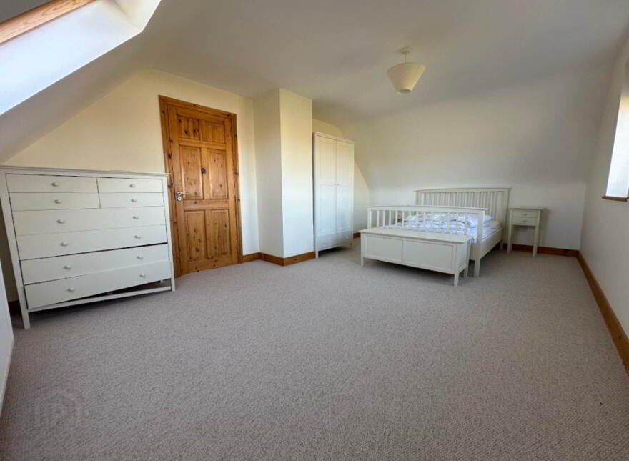 Keadue Lower, Burtonport, F94XY73