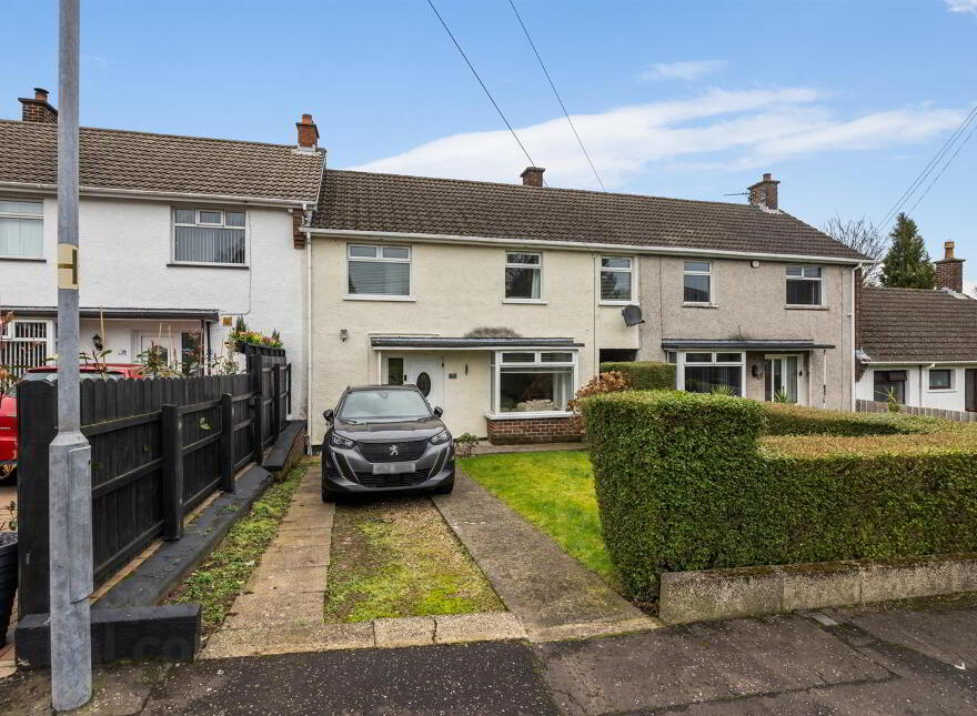 30 Braeside Grove, Belfast, BT5 7JX photo