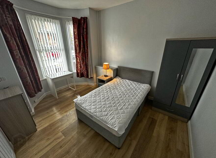 (hmo Registered), 141 Alexandra Park Avenue, Shore Road, Belfast North, Belfast, BT15 3ES