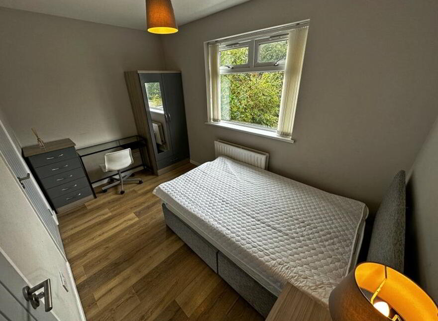 (hmo Registered), 141 Alexandra Park Avenue, Shore Road, Belfast North, Belfast, BT15 3ES