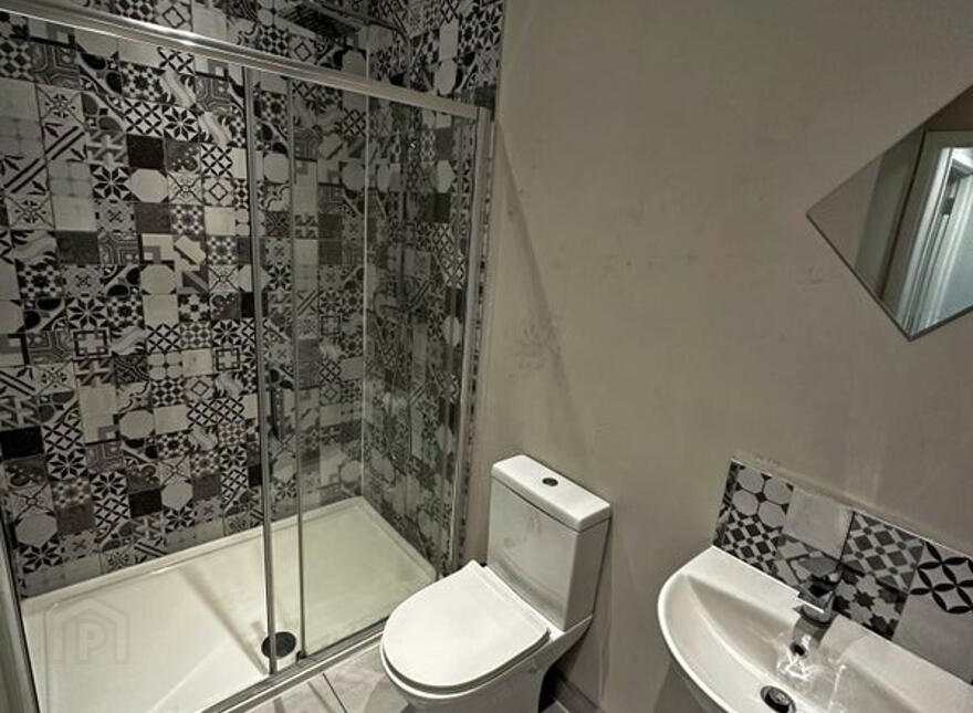 (hmo Registered), 141 Alexandra Park Avenue, Shore Road, Belfast North, Belfast, BT15 3ES
