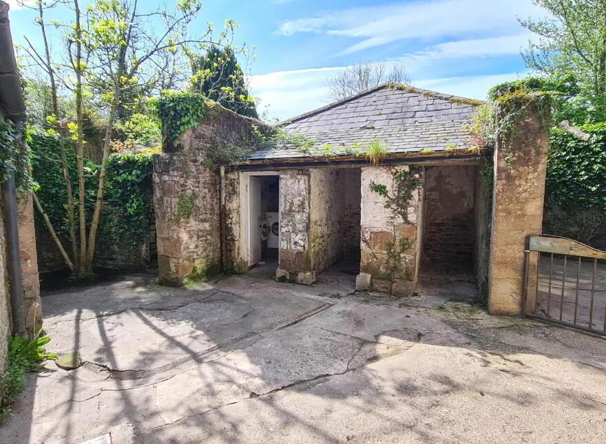 2 The Old Barracks, Dundrum, E34DY84