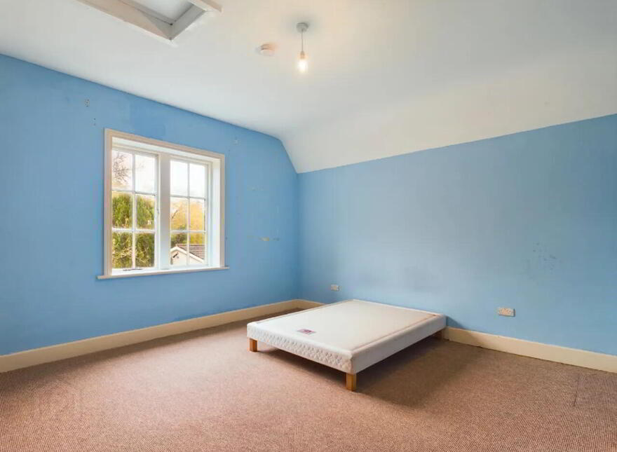 2 The Old Barracks, Dundrum, E34DY84