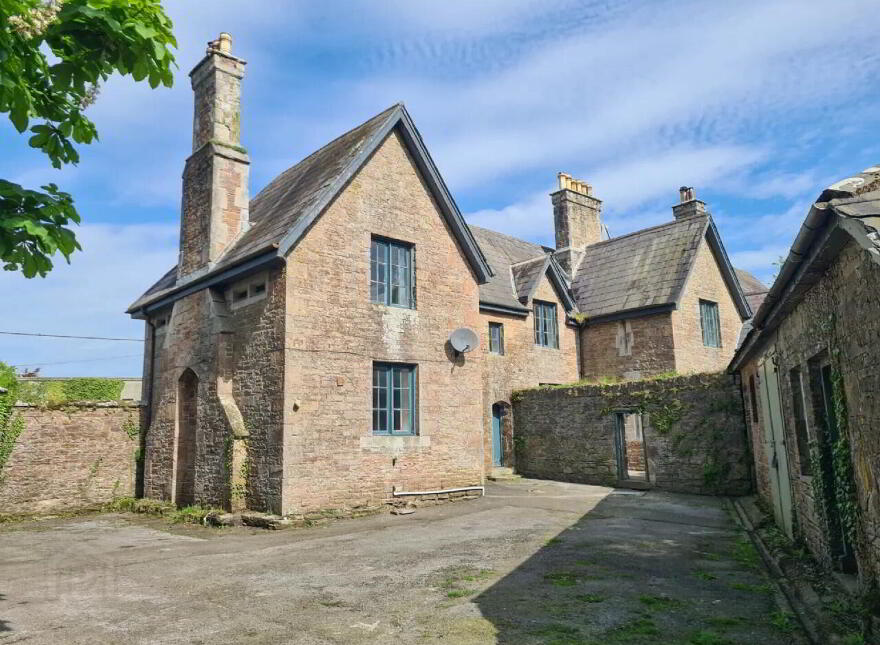 1 Old Barracks, Dundrum, E34E895