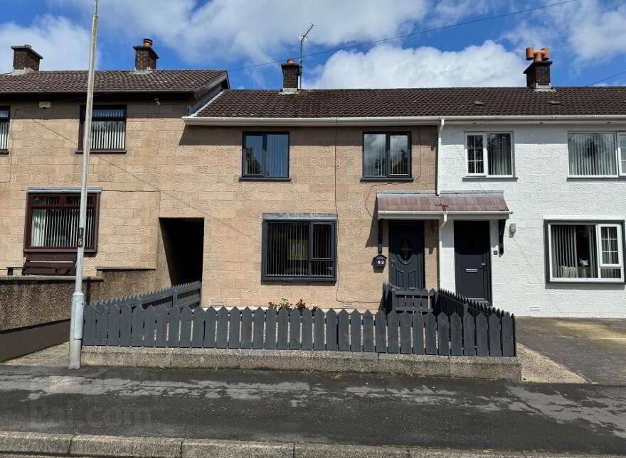 62 Cairngorm Drive, Larne, BT40 2AP photo