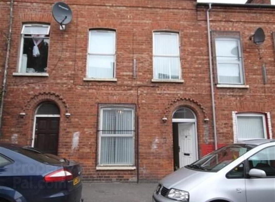 9 Fitzroy Avenue, Belfast, BT7 1HS photo