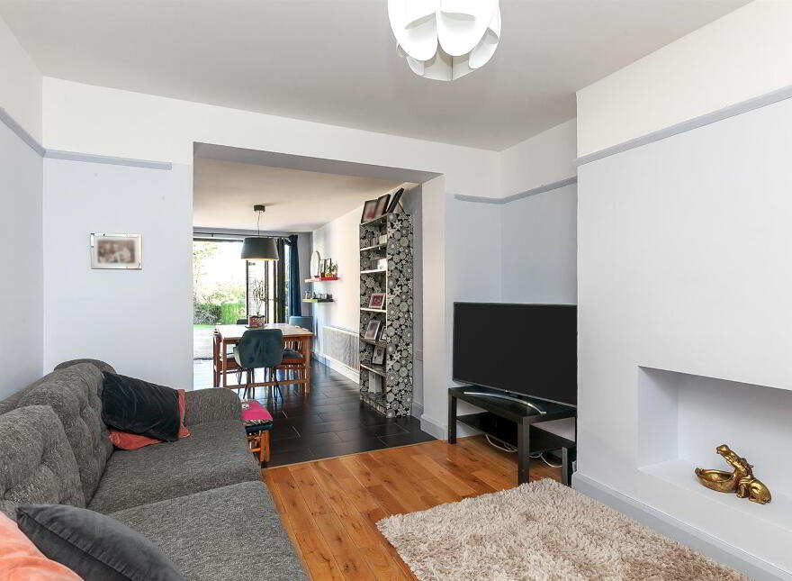 70 Priory Park, Belfast, BT10 0AG